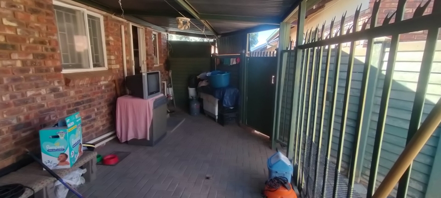 2 Bedroom Property for Sale in Uitsig Free State